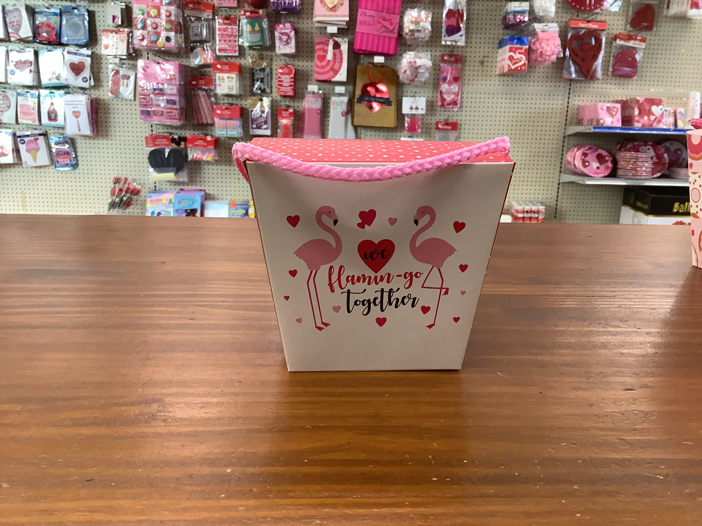 FLAMINGO VDAY BOX