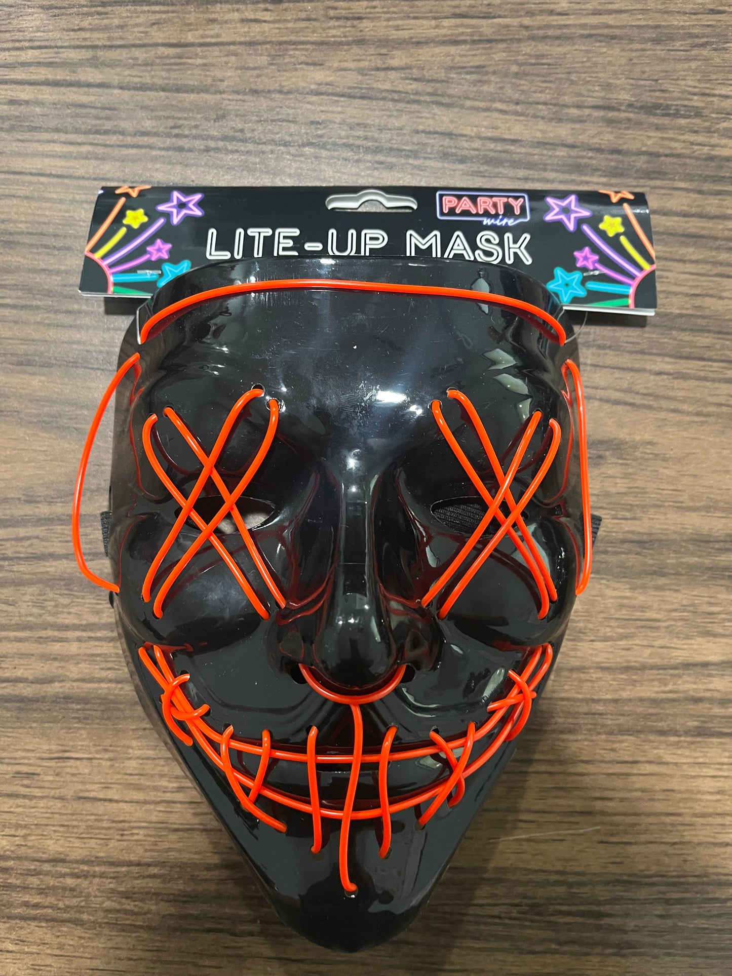 PARTY WIRE CROSS HATCH MASK RED