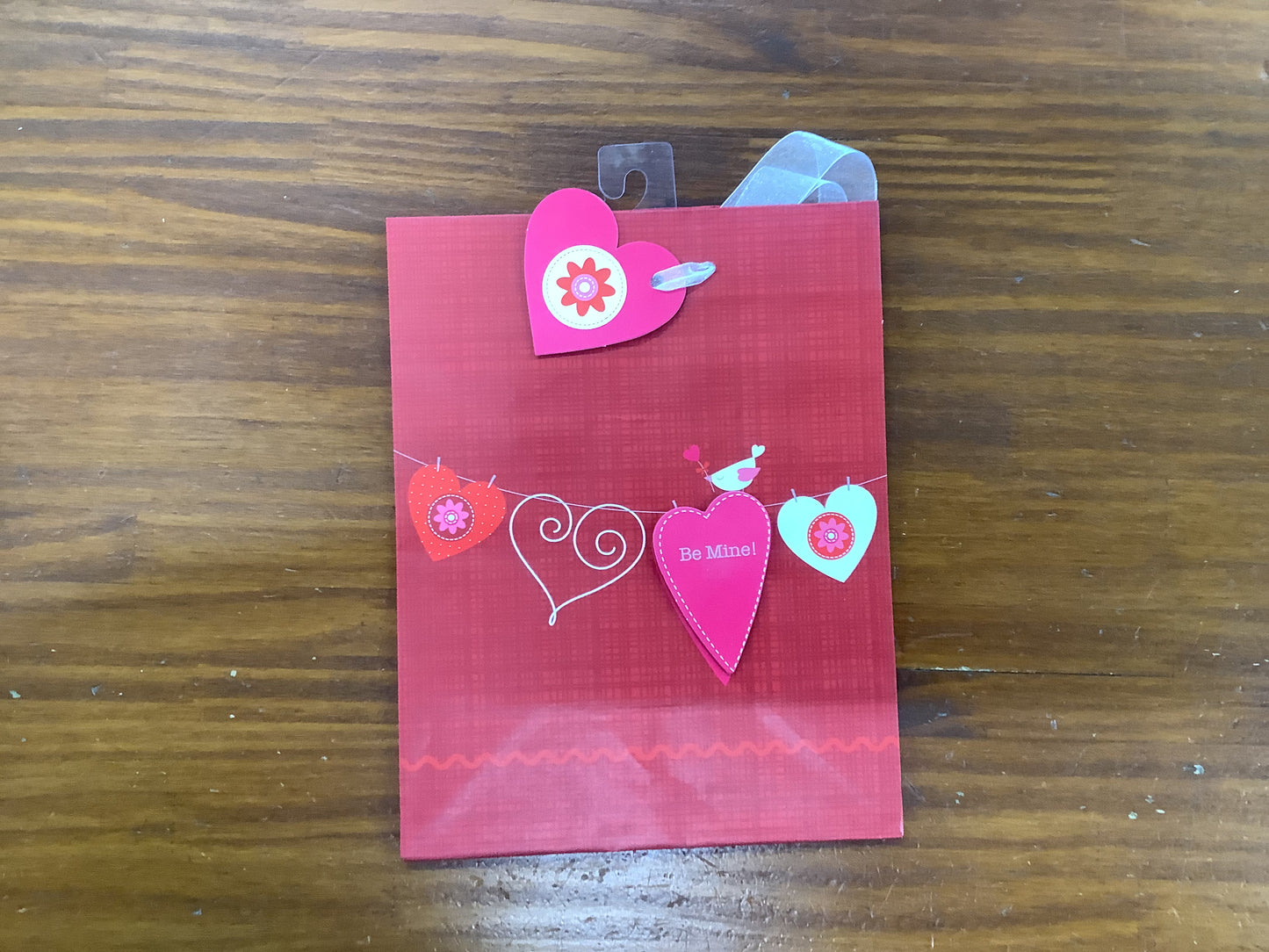 MEDIUM VDAY GIFT BAG - BE MINE