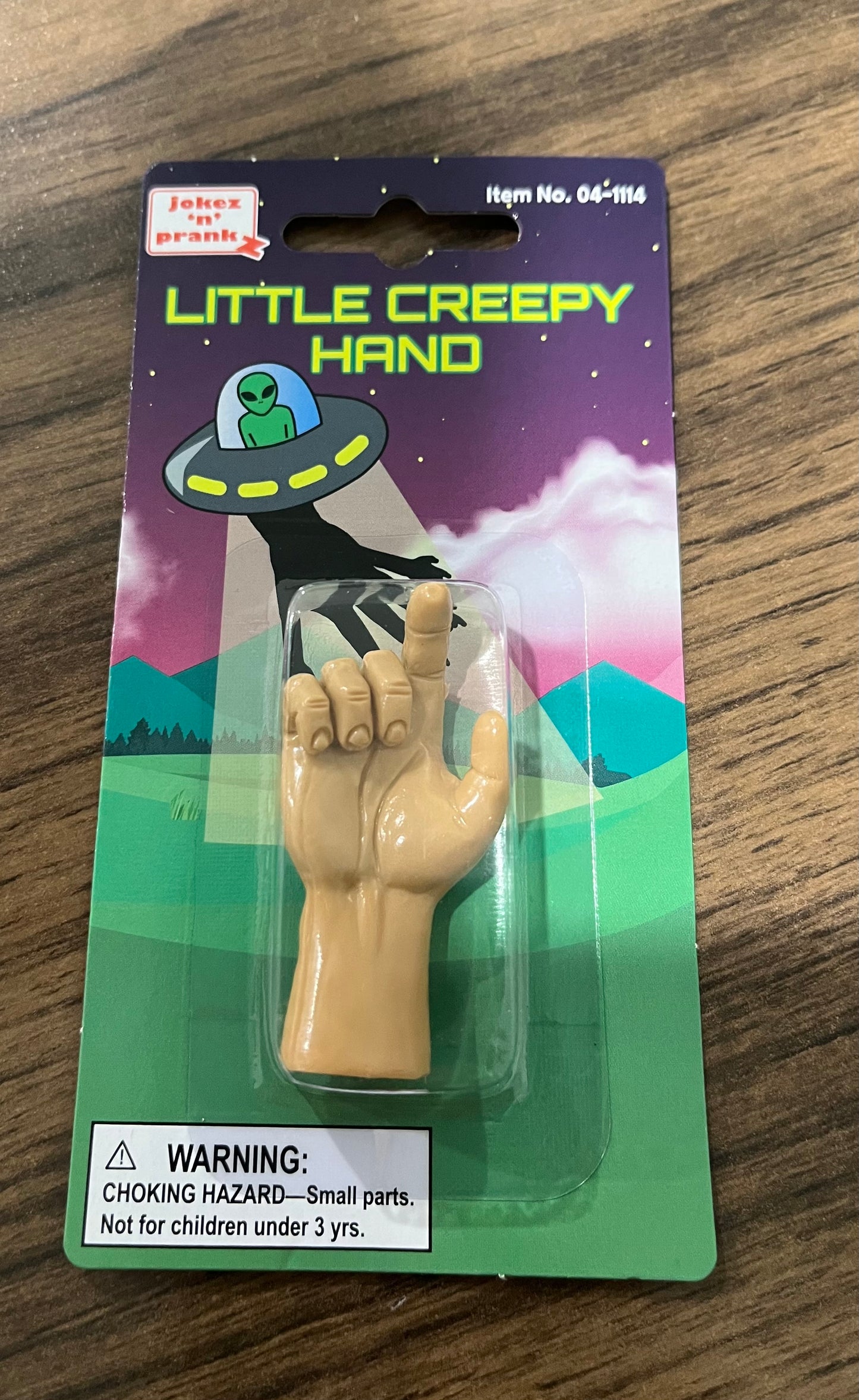 PRANKS - LITTLE CREEPY HAND