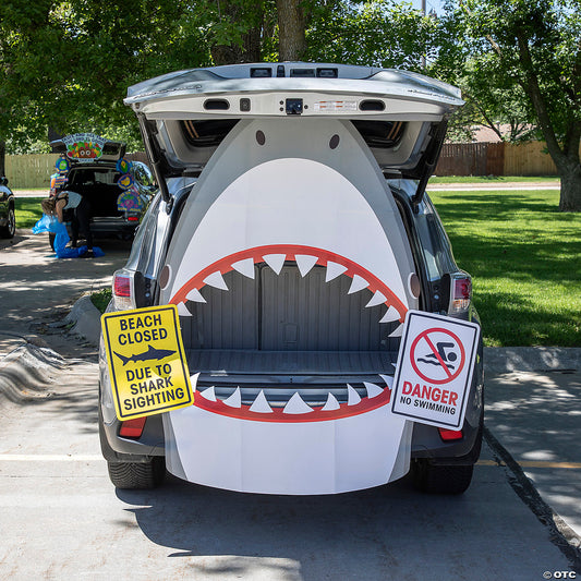 SHARK TRUNK OR TREAT DECOR KIT