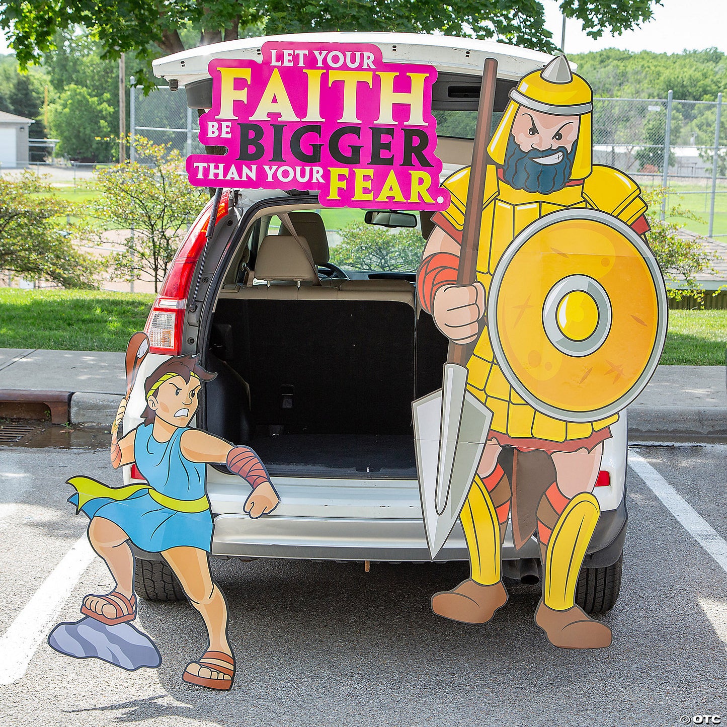 RELIGIOUS DEFEAT GOLIATH TRUNK OR TREAT DECOR KIT