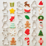 CHRISTMAS COOKIE CUTTERS 18CT METAL